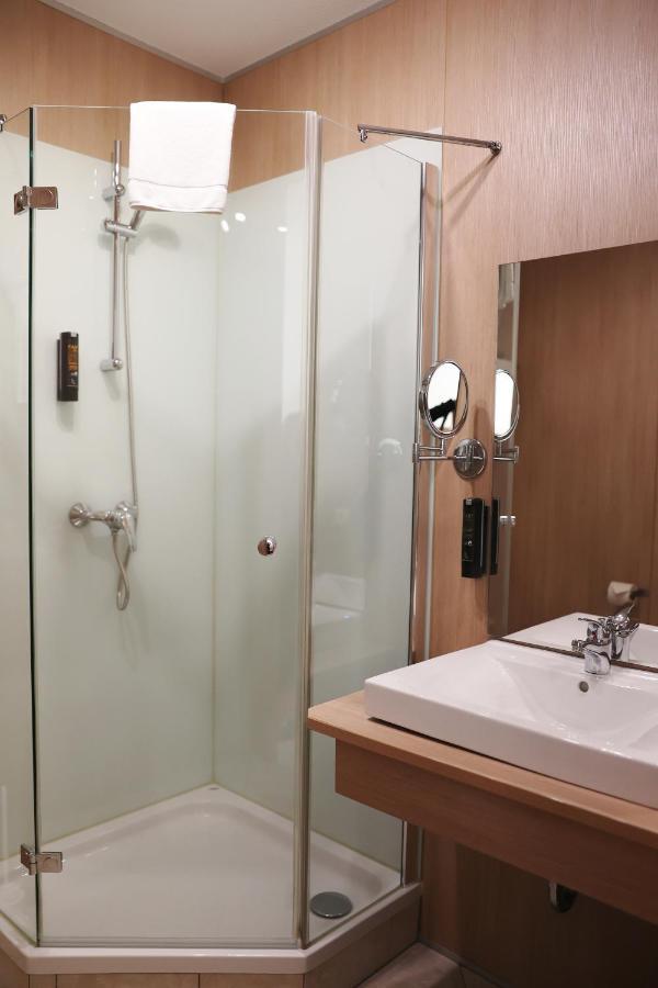 הורן Hotel Blie, Bed & Breakfast, Self Check-In מראה חיצוני תמונה