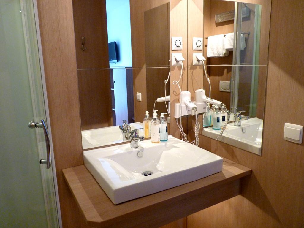 הורן Hotel Blie, Bed & Breakfast, Self Check-In מראה חיצוני תמונה